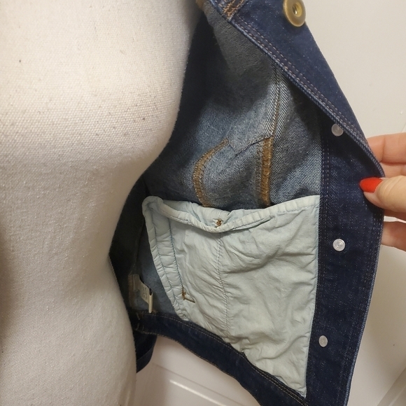 CAbi Blue Denim Jean Jacket Size XS - Picture 8 of 13